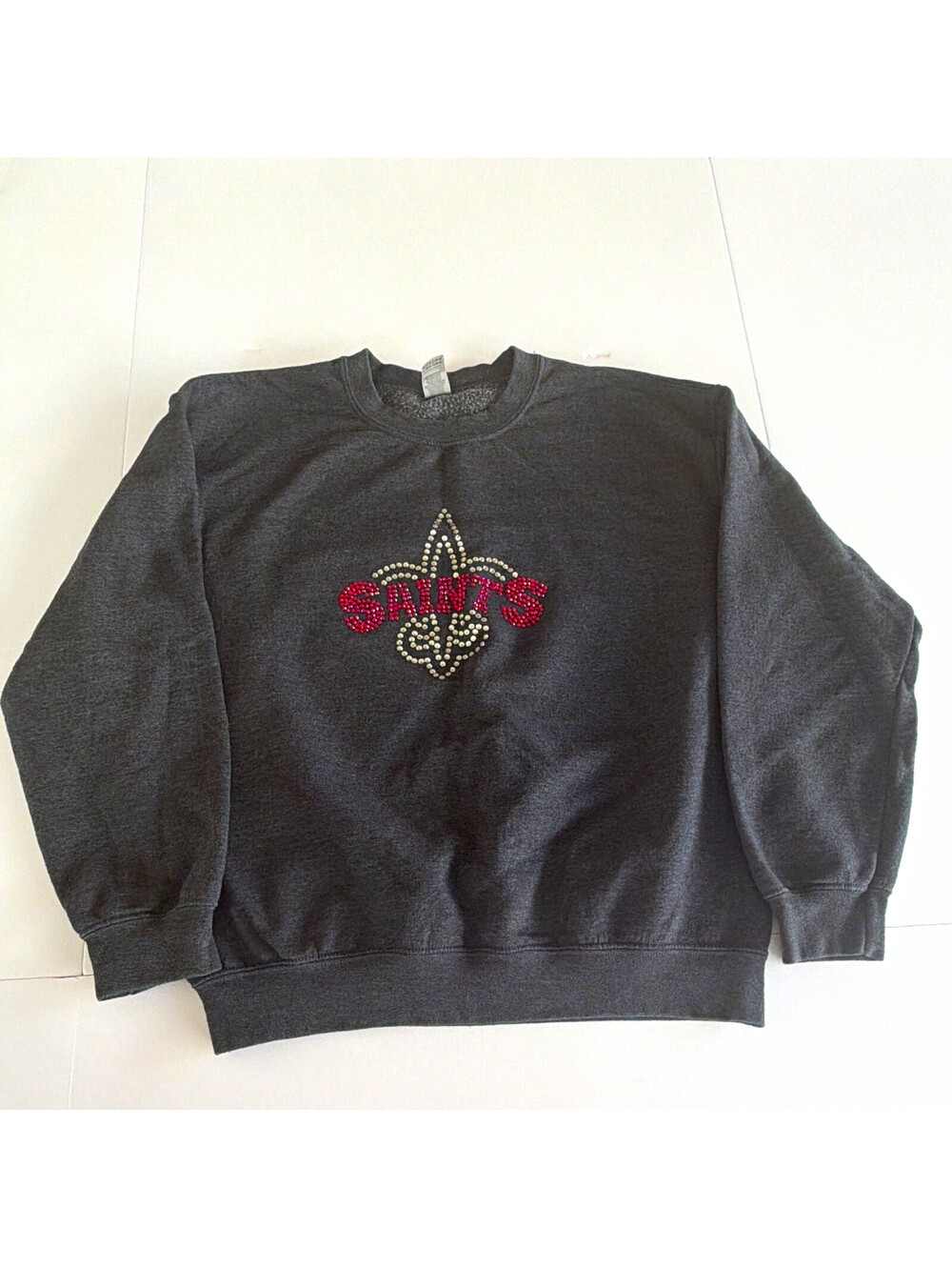 Gildan New Orleans Saints NFL Rhinestone Logo Crewneck Sweatshirt, Gray M